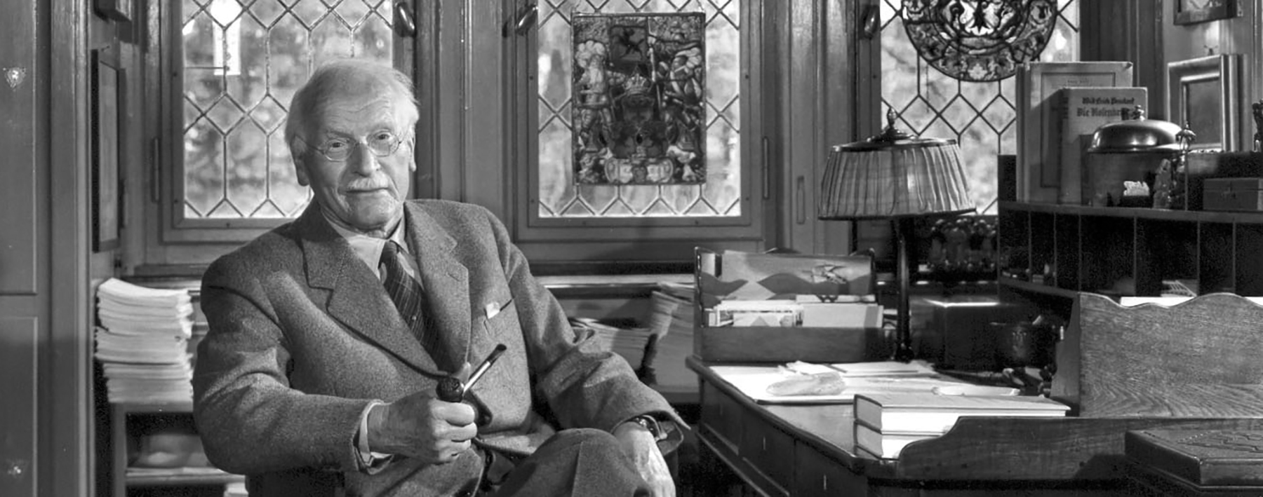 photo of C.G. Jung in his office